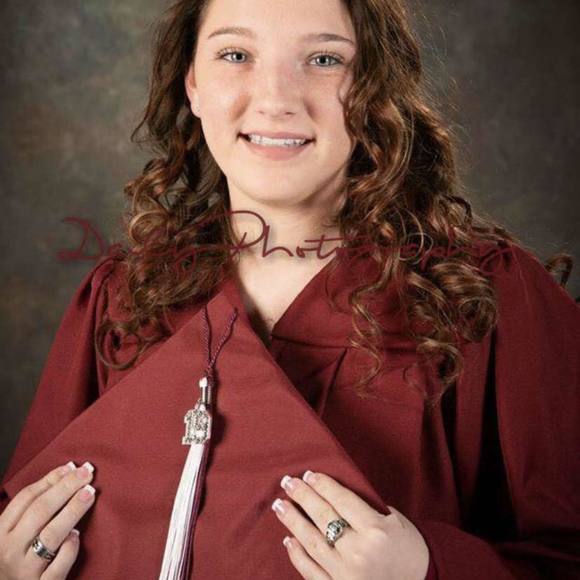 Meet your Posher, Kelsie - Picture 1 of 1